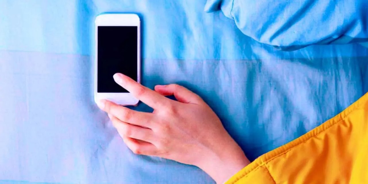 Telefon alarmı olmadan uyanamayanları uzmanlar uyardı